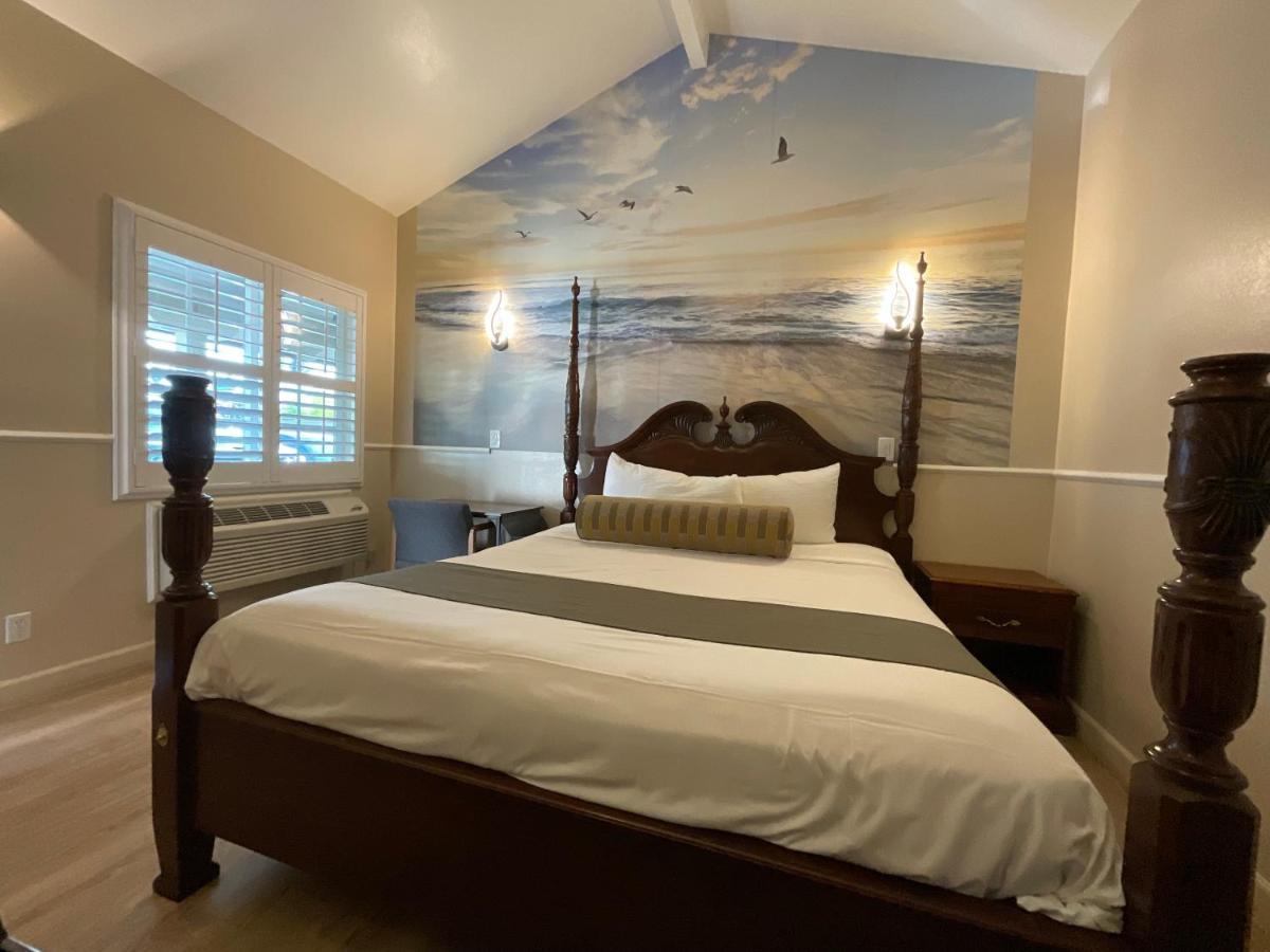 Escondido Inn Bagian luar foto